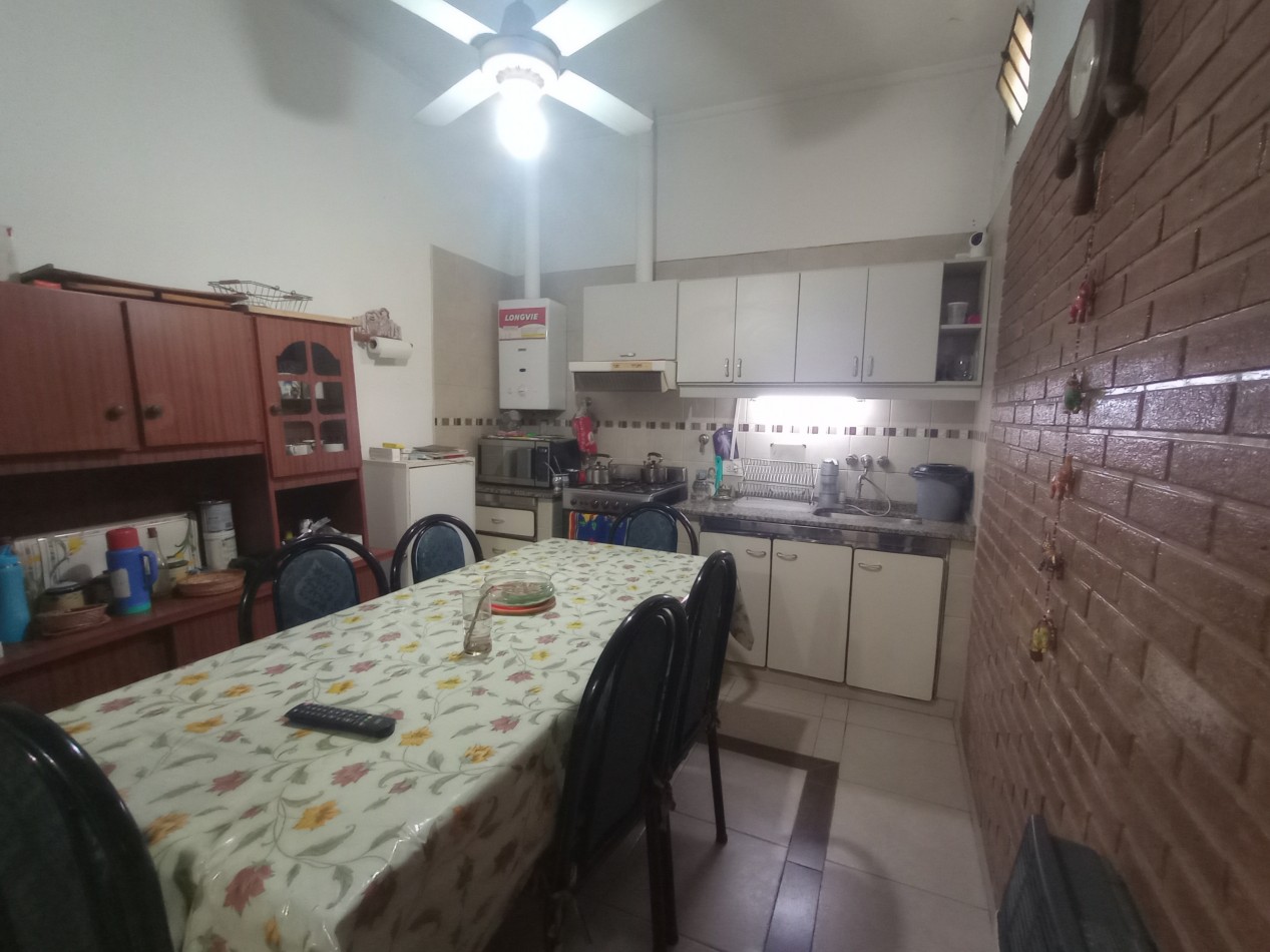 Casa interna NO PH - Zona de bv.