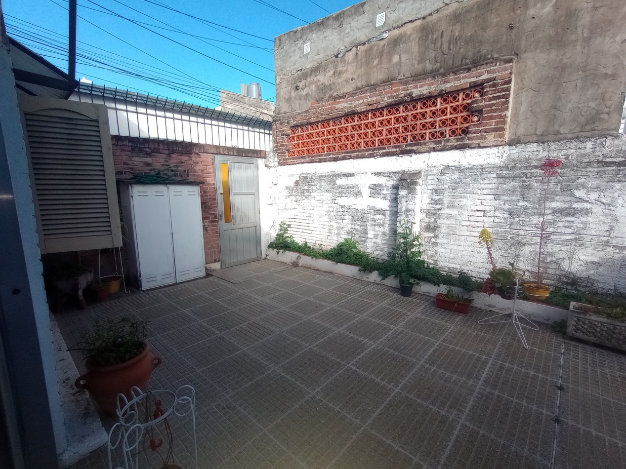 Casa interna NO PH - Zona de bv.