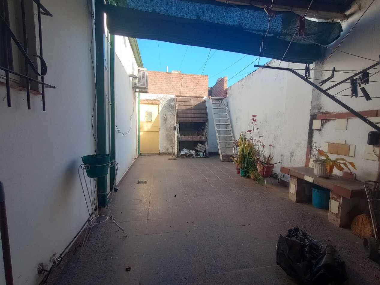 Casa interna NO PH - Zona de bv.