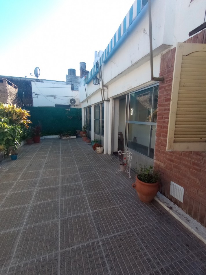 Casa interna NO PH - Zona de bv.