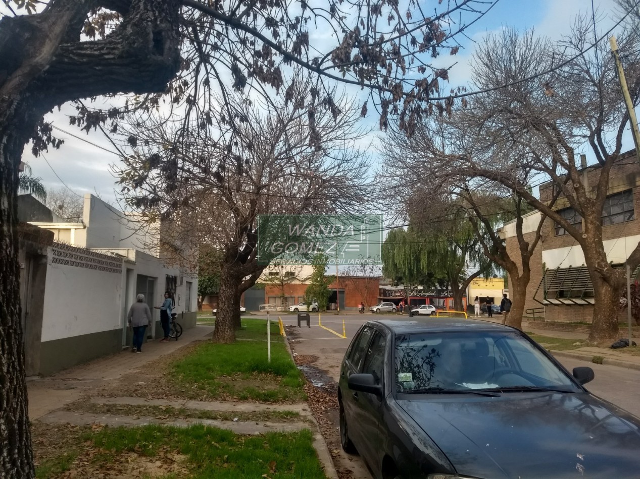 COCHERAS / TERRENO A LA VENTA A 30 MTS DE AV. LOPEZ Y PLANES